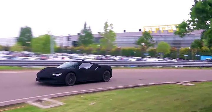 Ferrari SF90 Stradale: tuning con livrea speciale e ancora più potenza