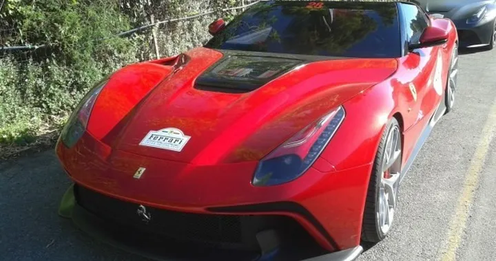 Ferrari F12 TRS: nuove immagini e tutte le informazioni