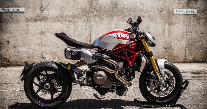 Ducati Monster 1200 "Siluro" by XTR Pepo
