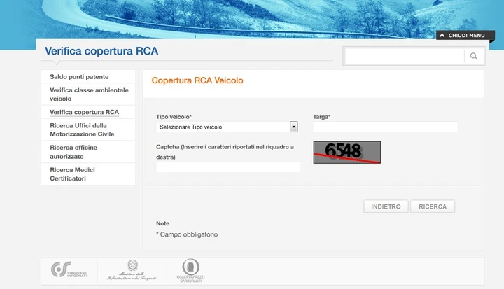 Assicurazione auto: siti e app per controllare la copertura