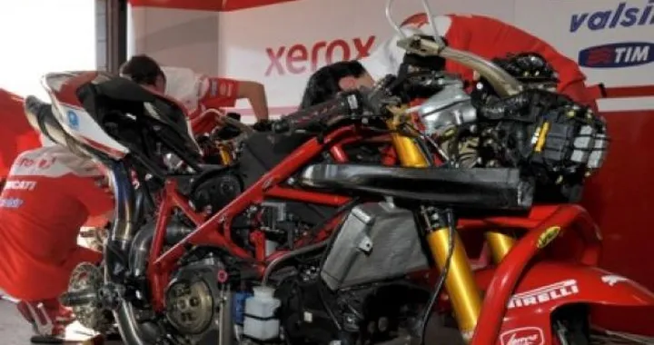 WSBK: Riduzione peso minimo per le moto bicilindriche