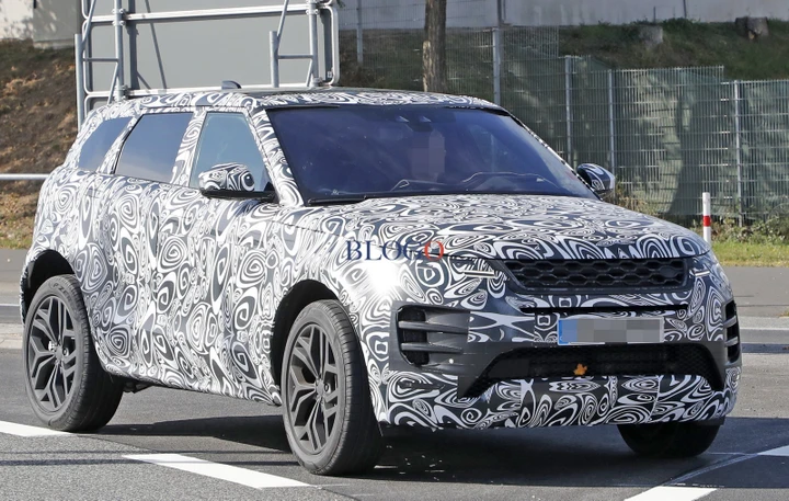 Range Rover Evoque: foto spia della seconda generazione
