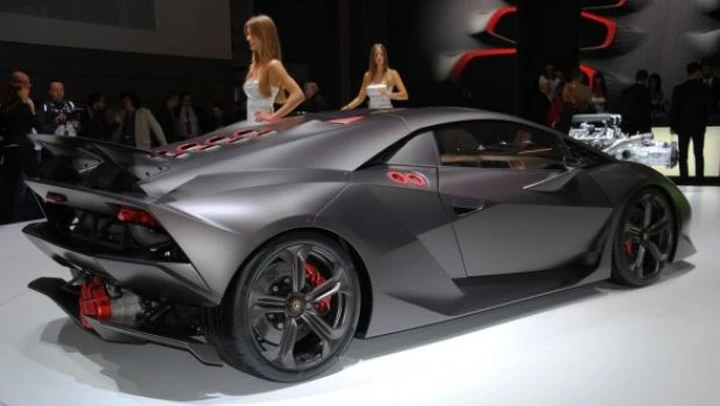 Lamborghini Sesto Elemento: primo esemplare già in vendita?