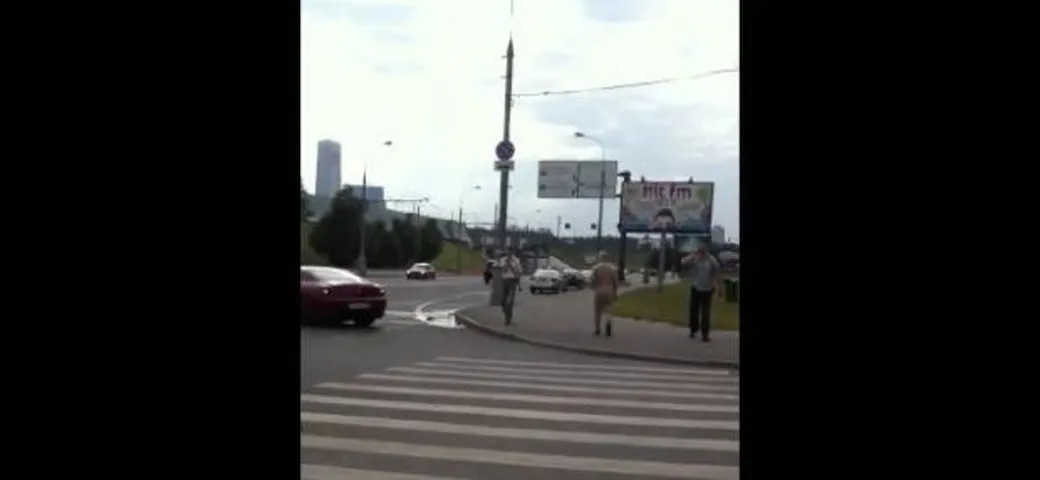 Incidente in Russia: Ferrari 612 Scaglietti tagliata a metà