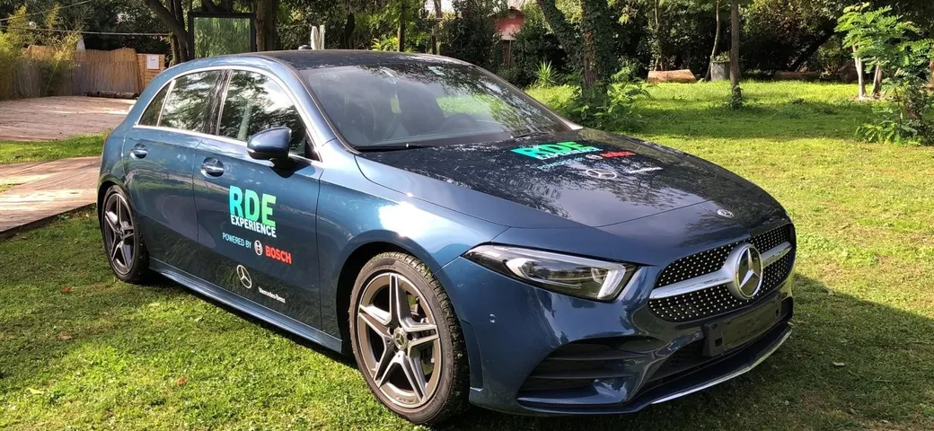 Quanto inquinano le nuove auto? Il test di Mercedes e Bosch a Firenze