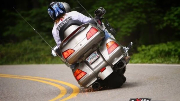 Foto del giorno: la Goldwing e le 