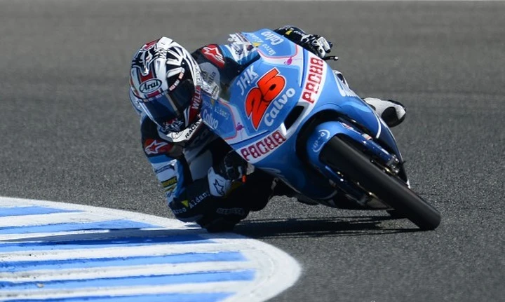 Moto3, Le Mans: vince Vinales su Rins e Salom, 7° Fenati