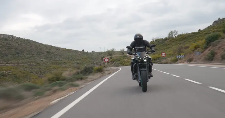 Yamaha MT-10 2022: la video-prova