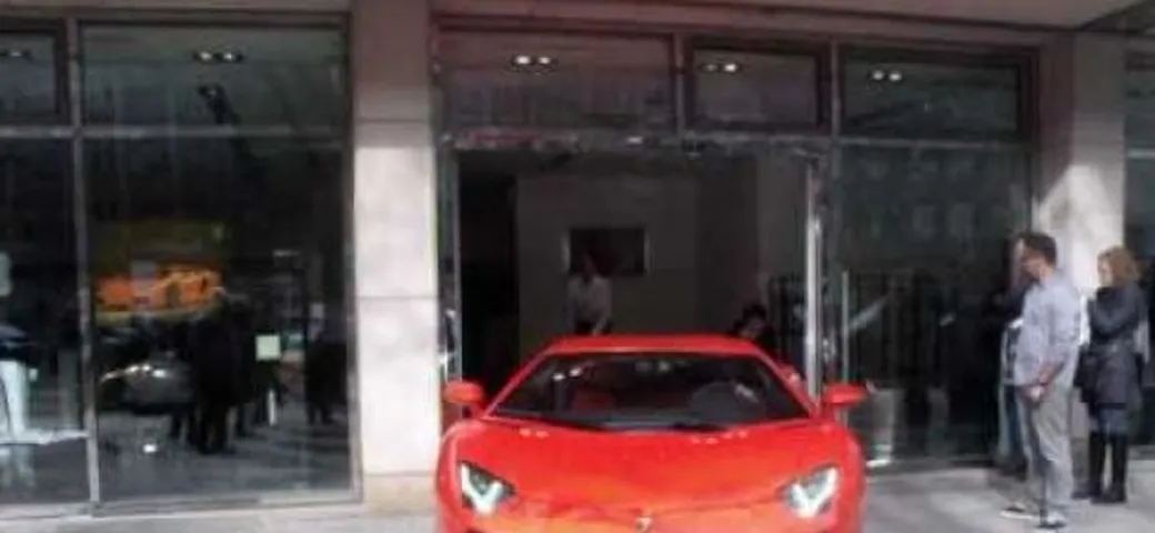 Video: Lamborghini Aventador in consegna a Berlino