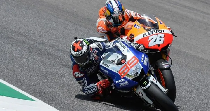 PAGELLE MotoGP Mugello, Lorenzo capolavoro, Pedrosa leader, Marquez autoeliminato, Rossi sportellato