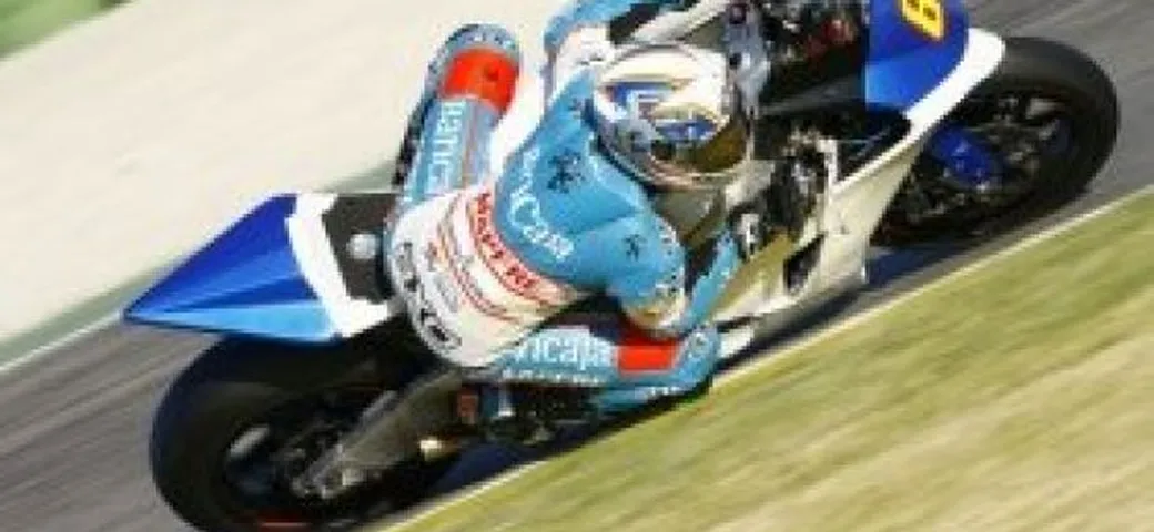Moto2: Aspar e Tech3 in pista a Valencia. Bene Rolfo e De Rosa