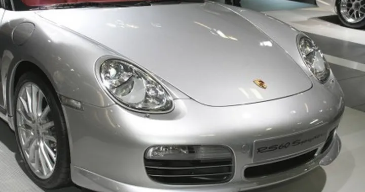 Porsche Boxster RS 60 Spyder al Motor Show di Bologna e sondaggio
