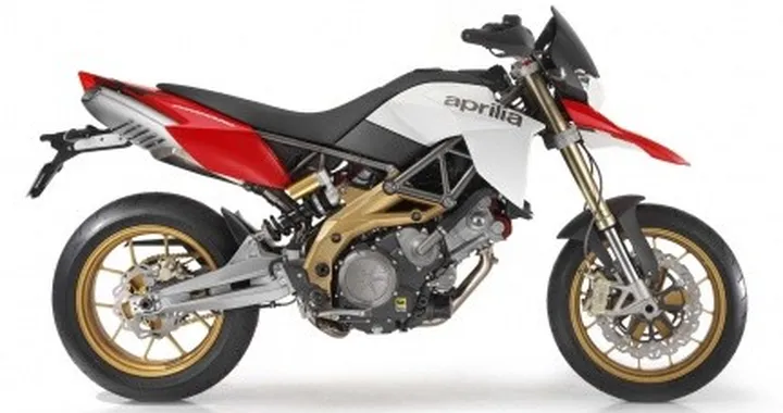Aprilia SMV 750 Dorsoduro - dati e foto ufficiali