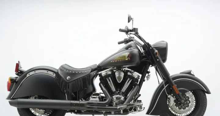 Una nuova Indian Chief Dark Horse per il 2016