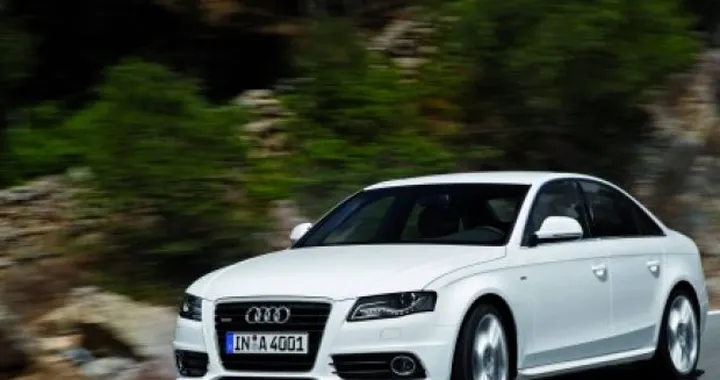 Audi A4 TDI e: 4,6 l/100km per il 2.0 TDI ecologico