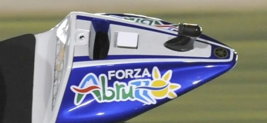 Il codino di Valentino Rossi all'asta per l'Abruzzo