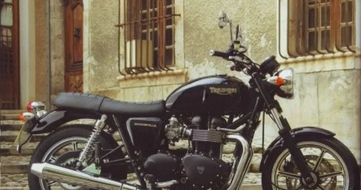 Nuove Triumph Modern Classic e Cruiser 2009