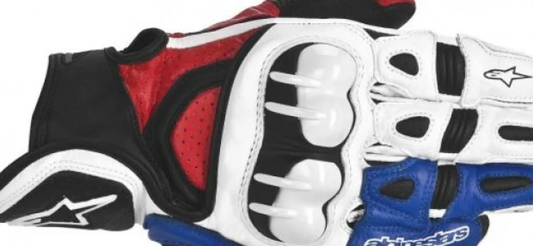 Alpinestars presenta la collezione Moto Primavera 2013