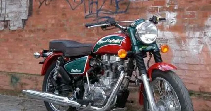 "Il ritorno del Capitano": Royal Enfield Italica