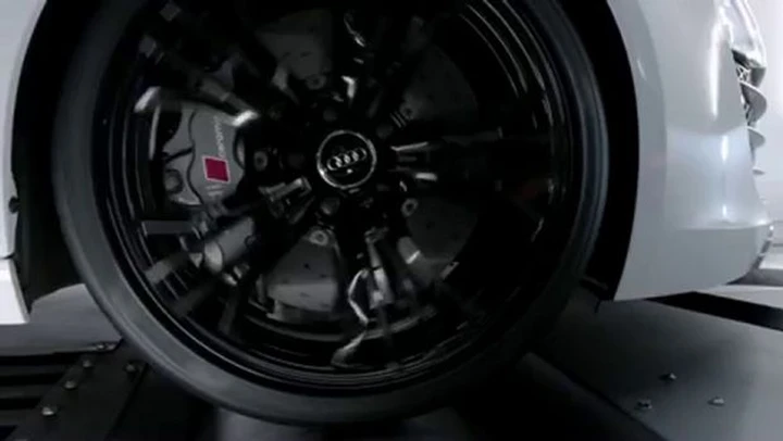 Audi R8 V10 Plus in video