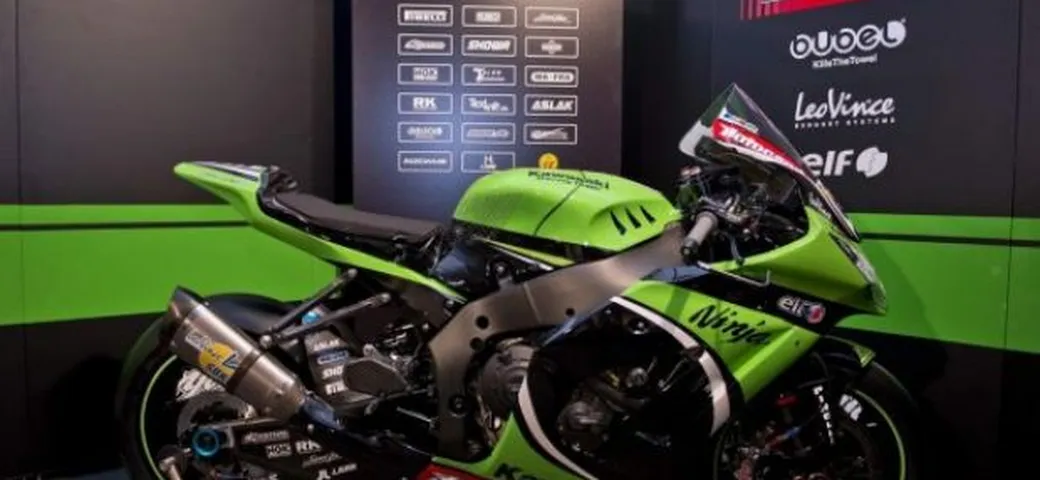 Superbike: presentato a Barcellona il Kawasaki WSBK Team 2013