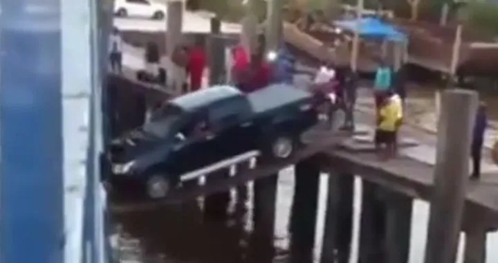 Come non trasportare l'auto su un traghetto