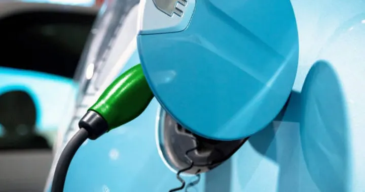 Auto elettriche: in arrivo le “super colonnine” per la ricarica