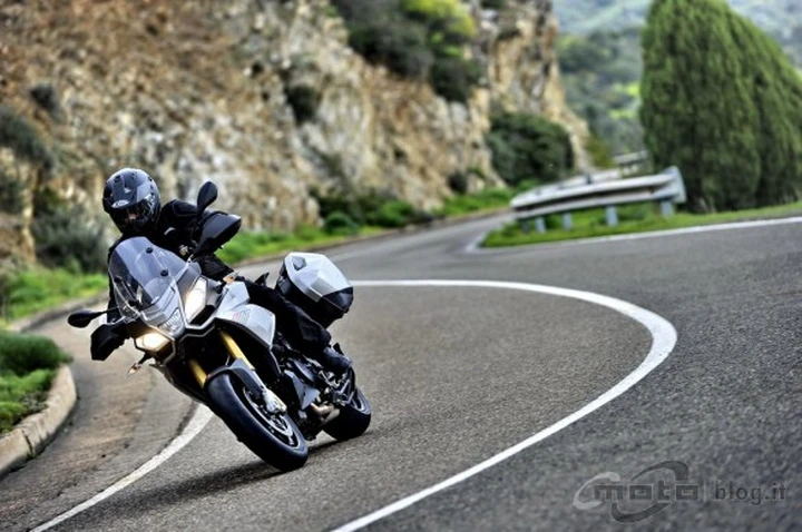 Aprilia Caponord 1200 2013: il test di Motoblog