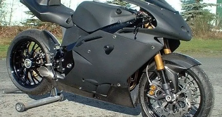 Kawasaki ZX-7R Special