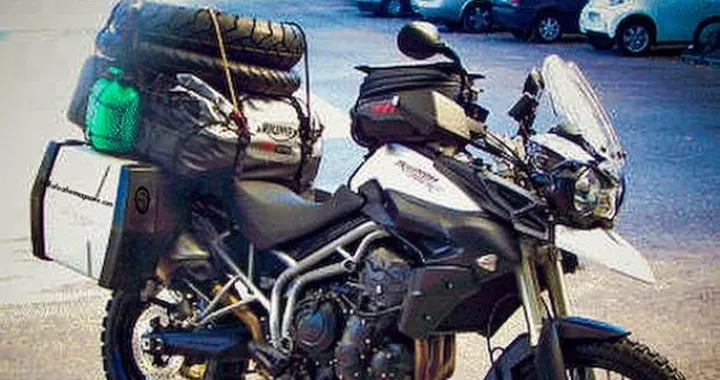 Triumph Tiger 800XC: ancora una foto spia della versione off road