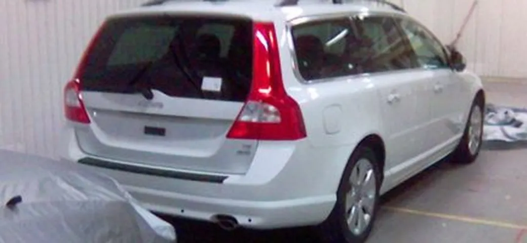 Nuova Volvo V70 - foto spia