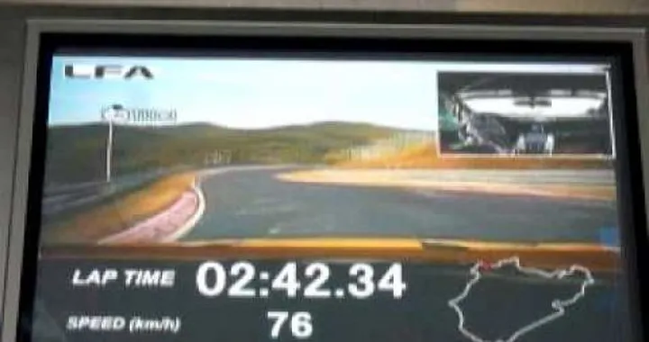 Lexus LFA Nurburgring: 7 minuti e 22 secondi all'inferno verde