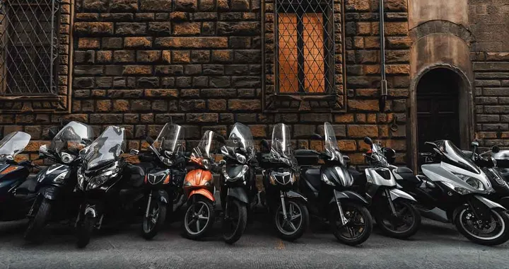 Mobilità urbana sempre più su due ruote: ecco cosa ha scoperto una ricerca di Kantar