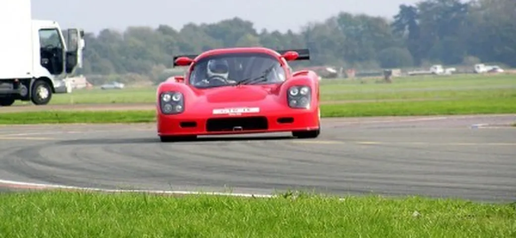 La Ultima GTR straccia il record della pista di Top Gear