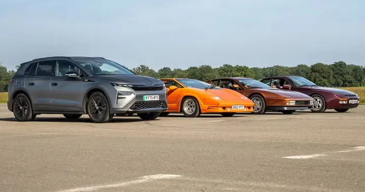 Skoda Elroq vRS sfida Ferrari e Lamborghini: ecco com'è finita la drag race