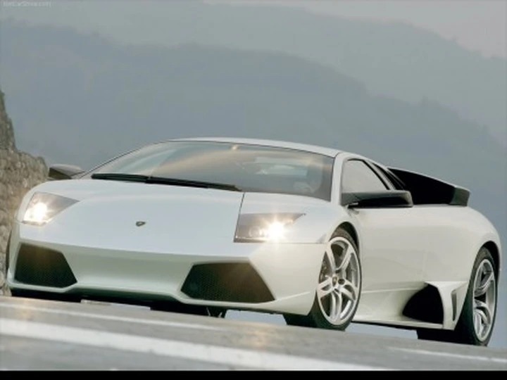 Presto al debutto una super-Lambo da 1 milione di Euro?