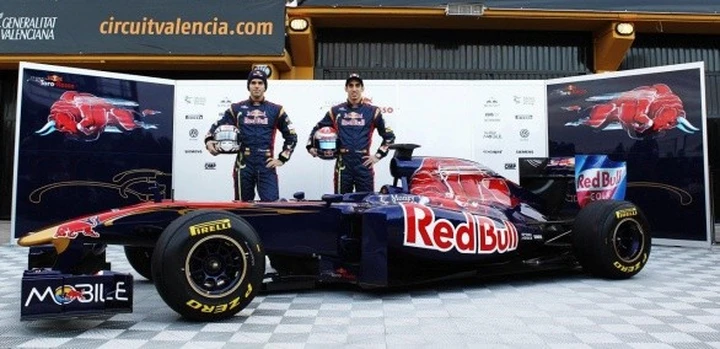 Toro Rosso STR6 Formula 1 2011