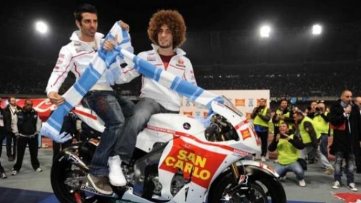 MotoGP: Melandri e Simoncelli portano bene al Napoli. Speriamo che il Napoli ricambi...