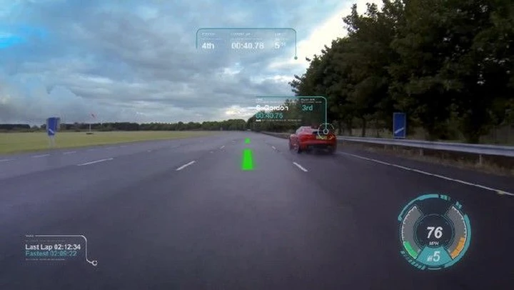 Jaguar Virtual Widescreen, il prototipo di un parabrezza virtuale