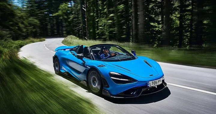 McLaren 765LT Spider: velocità a cielo aperto