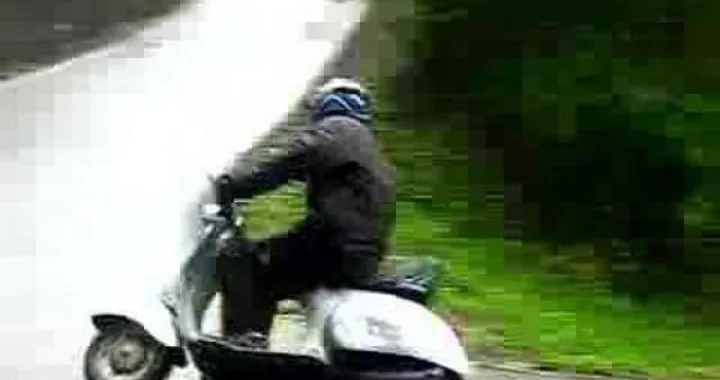 Di "traverso" in Vespa