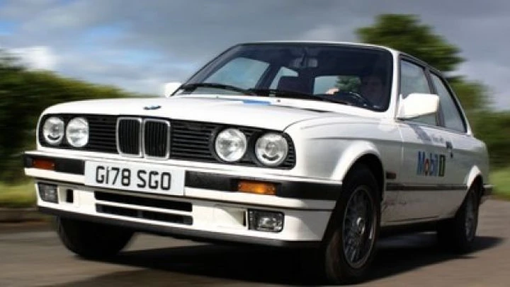 IMotor: su strada con una Bmw testata per 1 milione di miglia da Mobil