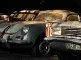 Oltre 60 auto d’epoca scoperte in un fienile: valore immenso
