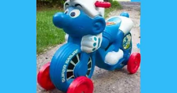Foto del giorno: la moto Puffo