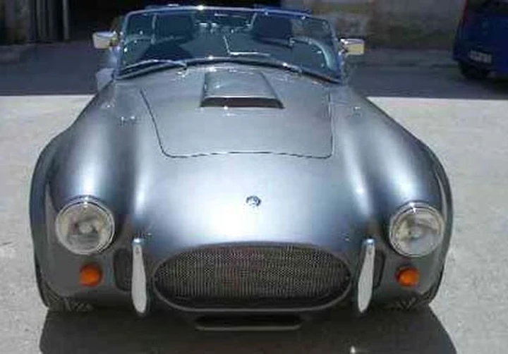 Ritorna l'AC Cobra: repliche, tremate!