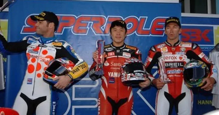 SBK a Magny Cours: Haga (Yamaha) detta la legge del più forte. Che gara, domani!