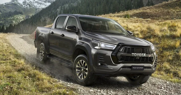 Toyota Hilux GR Sport: pronta al debutto in Europa