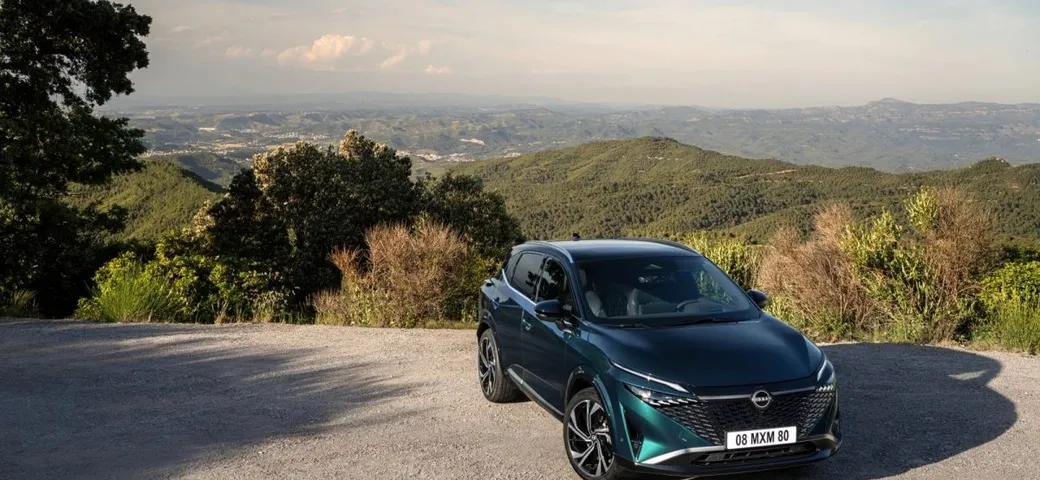 Nissan Qashqai MY25: listino prezzi, motori e dotazioni aggiornate