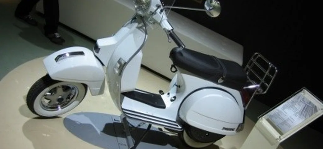 Vespa P125X 30 anni