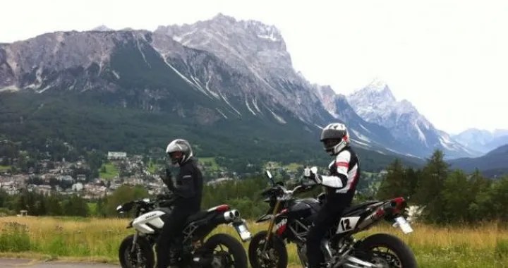 Foto del giorno: Dorso e Hyper sulle Dolomiti